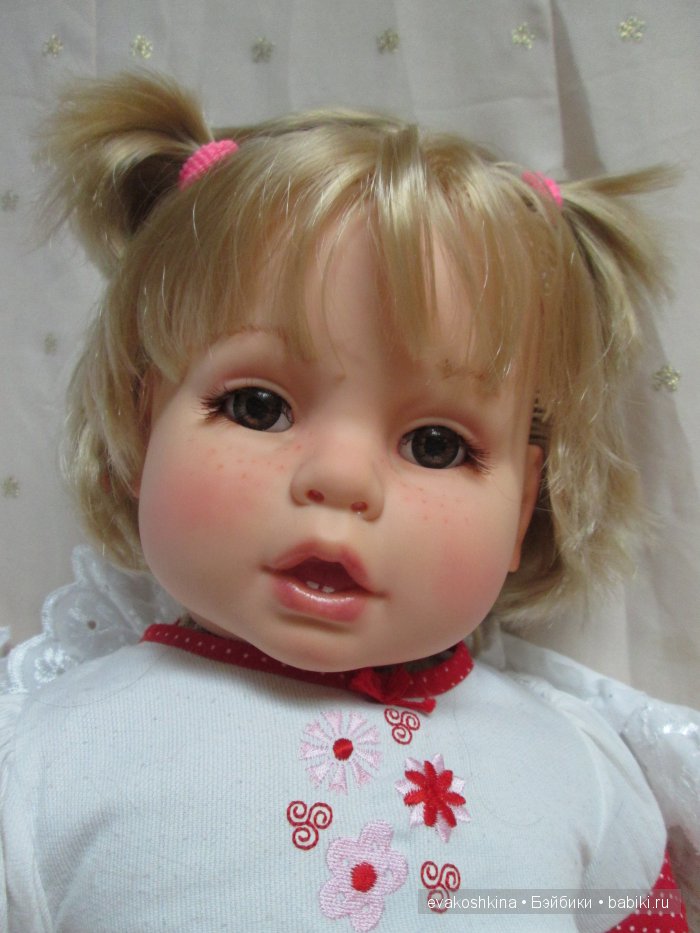 Новая "весенняя" Анечка ООАК с карими глазками (фото 3)