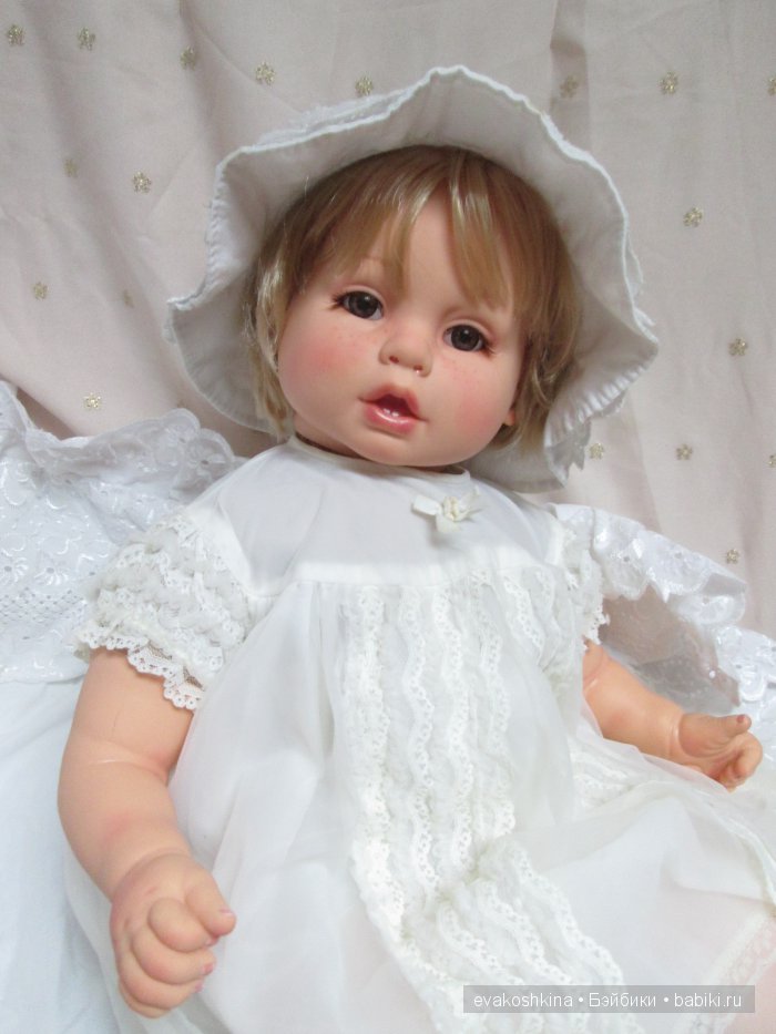 Новая "весенняя" Анечка ООАК с карими глазками