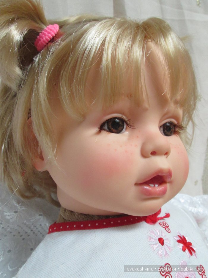 Новая "весенняя" Анечка ООАК с карими глазками (фото 4)