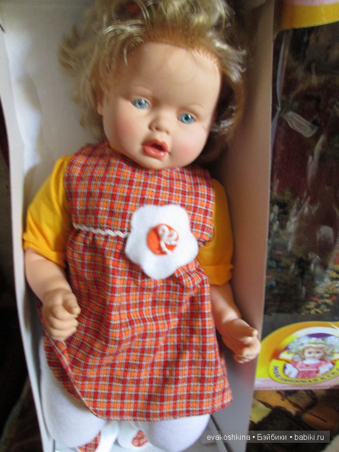 Новая "весенняя" Анечка ООАК с карими глазками