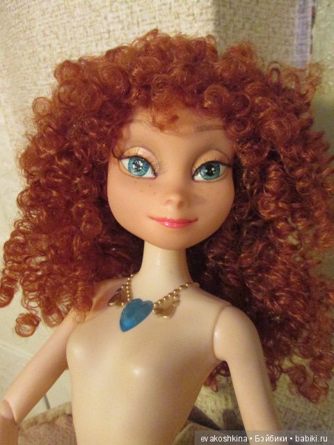 Как Анна из "Ледяного сердца" изменила стиль или ООАК куклы Disney Animators (фото 8)