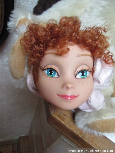 Как Анна из "Ледяного сердца" изменила стиль или ООАК куклы Disney Animators (фото 4)