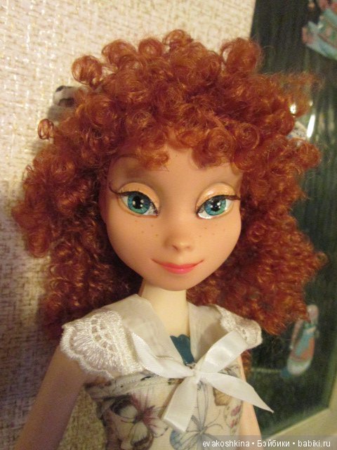 Как Анна из "Ледяного сердца" изменила стиль или ООАК куклы Disney Animators (фото 9)