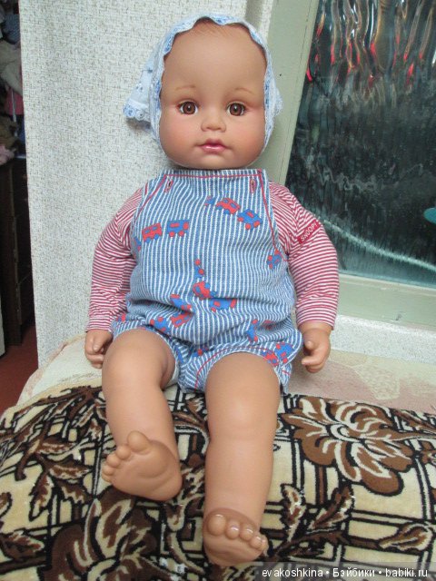 Большие "огоньковские" пупсы,немного переделанные мной