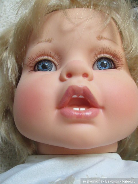 Девочка с голубыми глазами (ООАК Анечки от ф-ки "Весна") (фото 10)