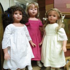 И опять мои детки Кармен Гонзалез. Начало осени. Пора переодеться