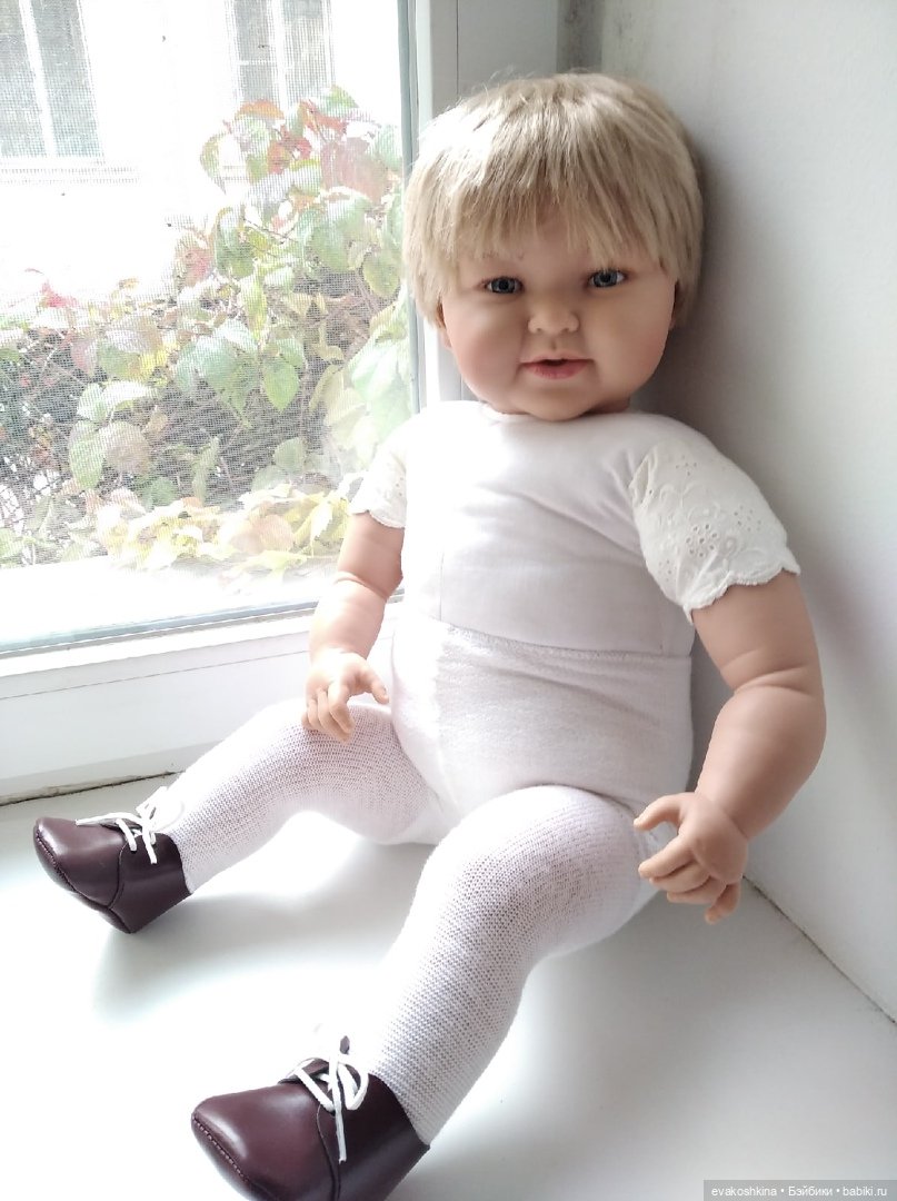 Новинка от Nines d'Onil — Куклы Nines d'Onil (Нинес): Миа (Mia)