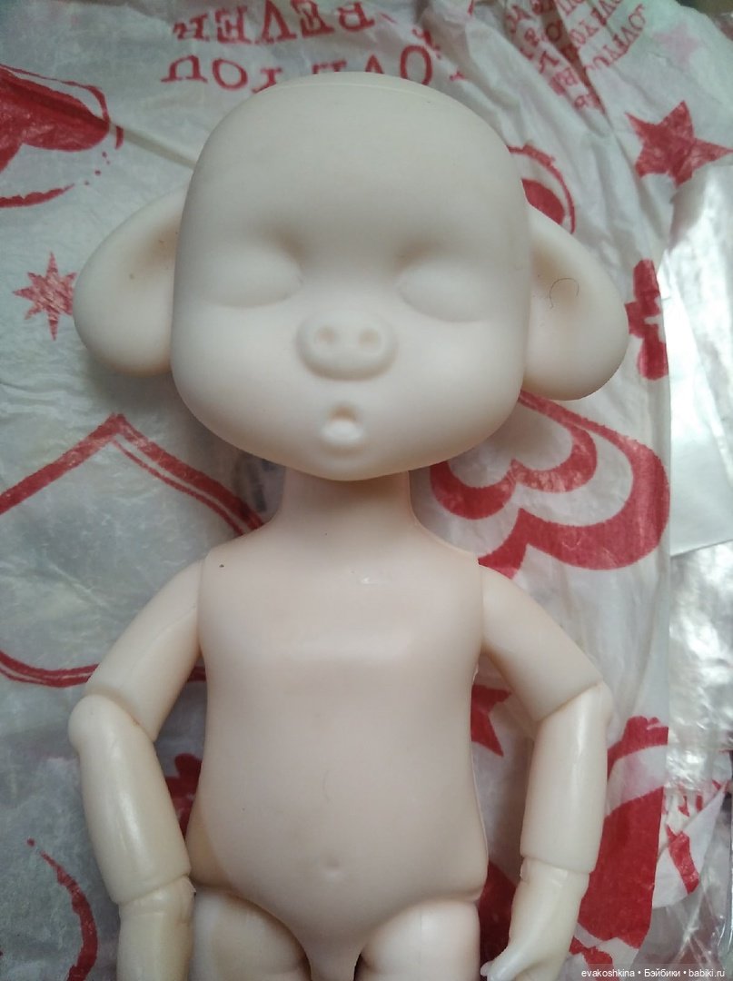 История о том, как Свинка захотела стать принцессой. ООАК игровой шарнирной куколки