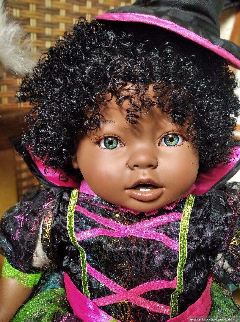 Маленькая Колдунья - новый образ куклы Кармен Гонзалез