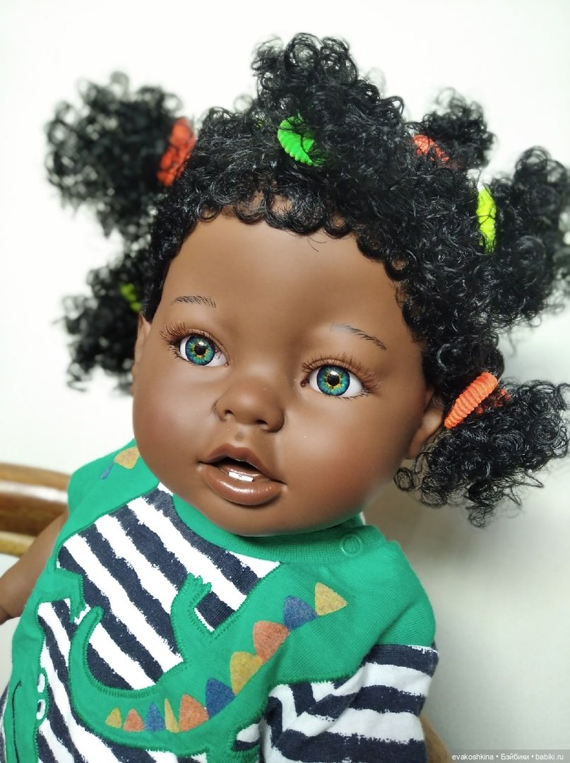 Маленькая Колдунья - новый образ куклы Кармен Гонзалез