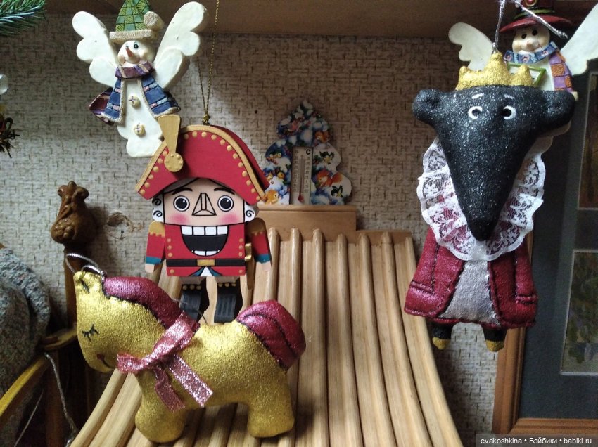 С наступившим Рождеством! Тринадцатая Мия, с Щелкунчиком (фото 7)