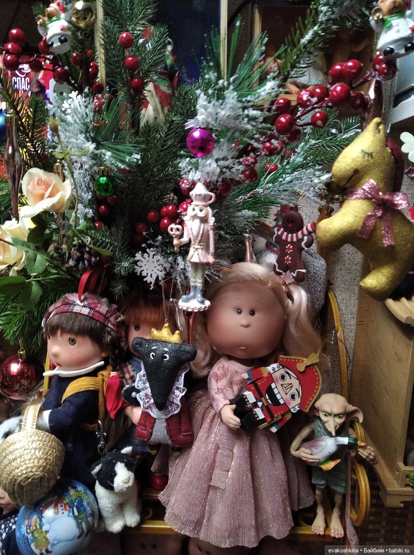 С наступившим Рождеством! Тринадцатая Мия, с Щелкунчиком (фото 2)