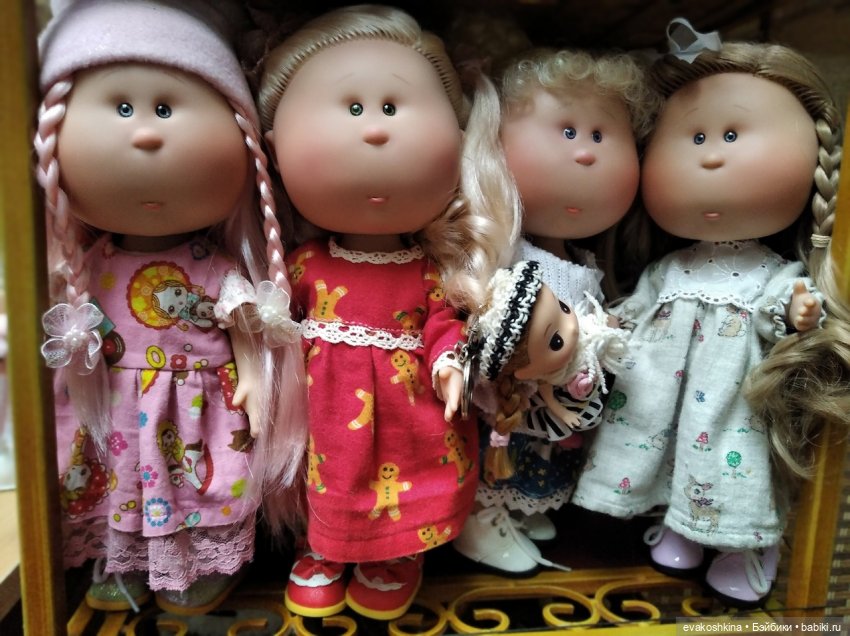 Мия Четырнадцатая, восьмимартовская.С изменённым цветом глаз - и как это сделать