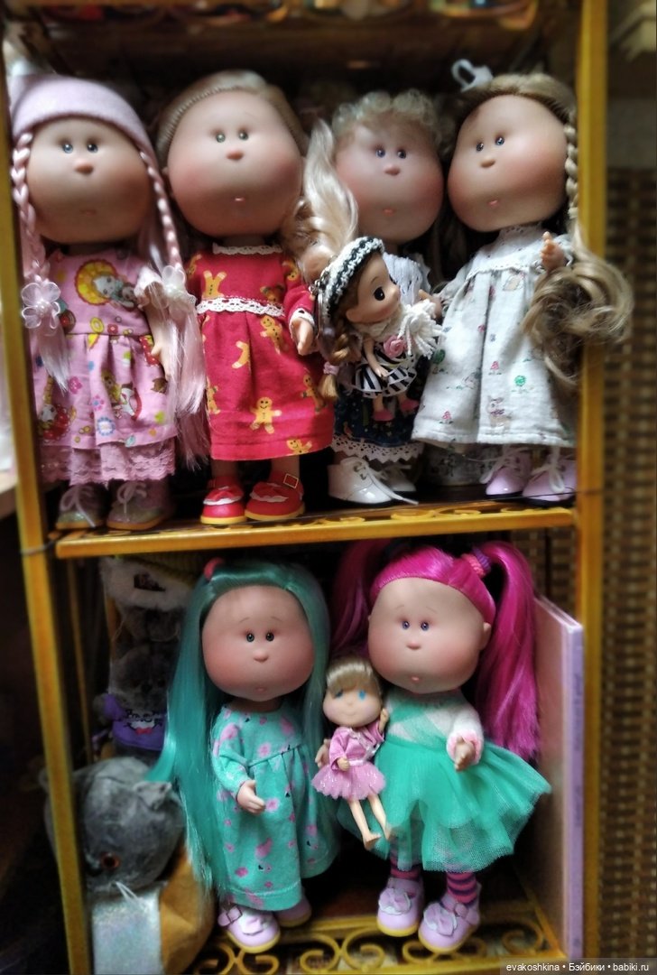 Мия Четырнадцатая, восьмимартовская.С изменённым цветом глаз - и как это сделать