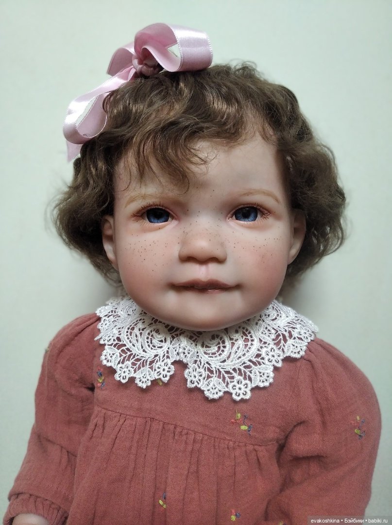 С Новым годом! И моя новая переделка куклы (фото 9)