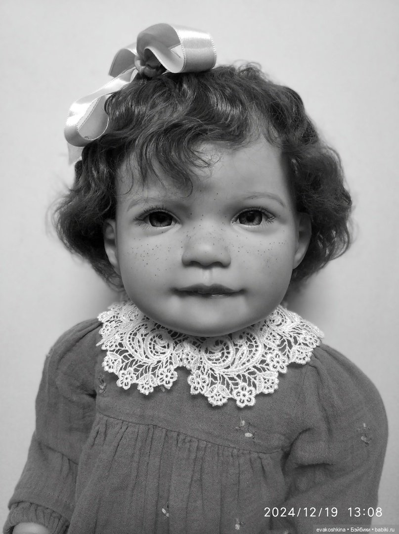 С Новым годом! И моя новая переделка куклы (фото 10)