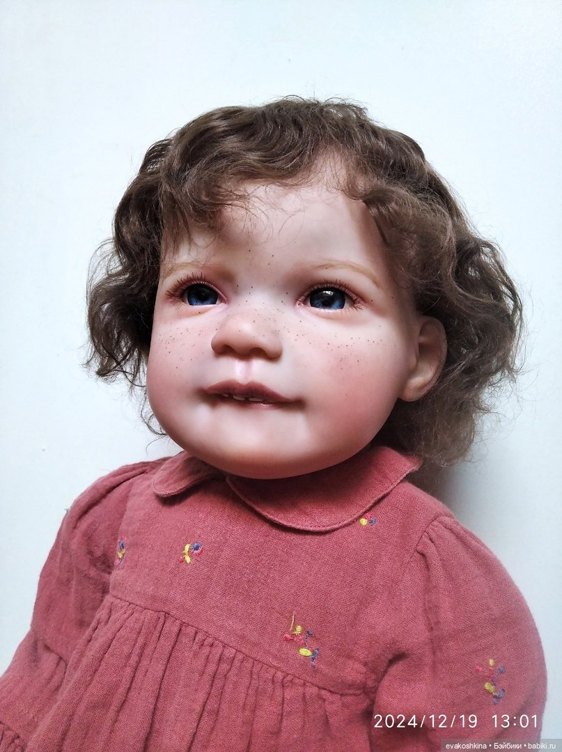 С Новым годом! И моя новая переделка куклы (фото 8)