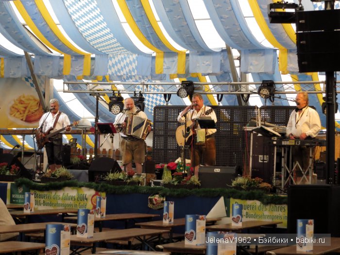 Наряды для кукол в стиле баварского народного костюма. Игровые куклы Käthe Kruse. Minouche