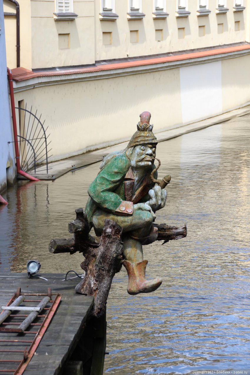 Весенняя Прага счастливыми глазами Вихтелей. Коллекционные куклы Rosemarie Müller, Schildkröt
