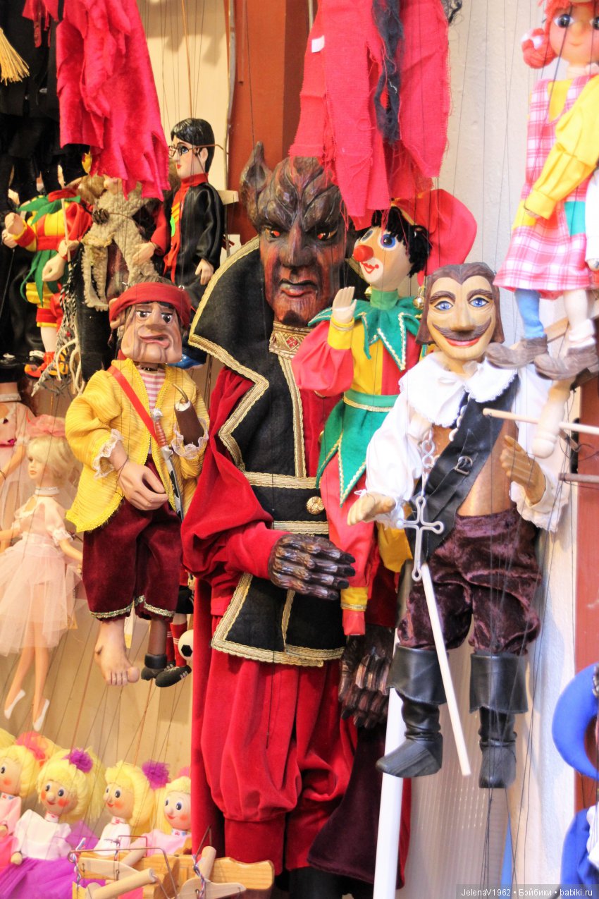 Весенняя Прага счастливыми глазами Вихтелей. Коллекционные куклы Rosemarie Müller, Schildkröt