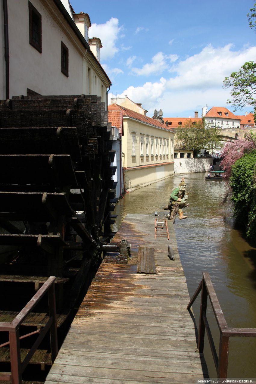 Весенняя Прага счастливыми глазами Вихтелей. Коллекционные куклы Rosemarie Müller, Schildkröt