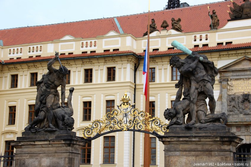 Весенняя Прага счастливыми глазами Вихтелей. Коллекционные куклы Rosemarie Müller, Schildkröt