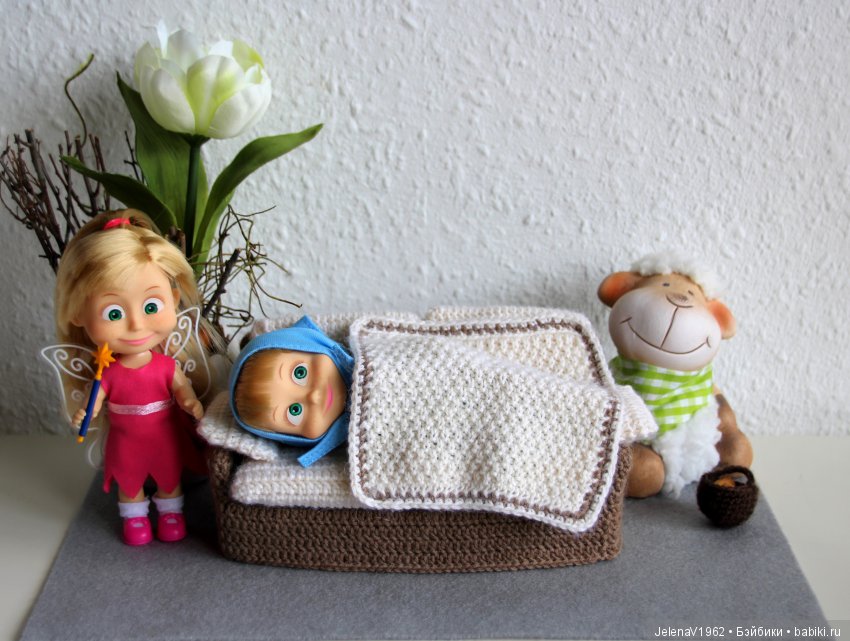 Вязаный диванчик для Маши. МК. Машкины сны