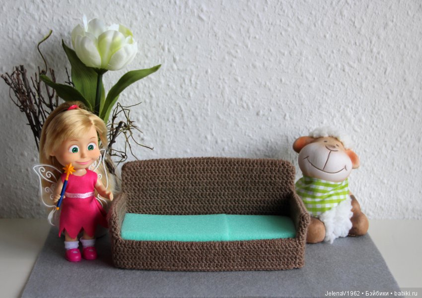 Вязаный диванчик для Маши. МК. Машкины сны