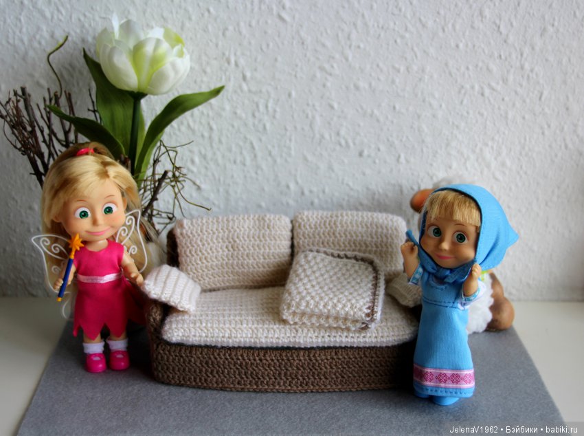 Вязаный диванчик для Маши. МК. Машкины сны