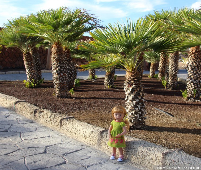 Чудо-остров, чудо-остров, жить на нём легко и просто !!! Игровые куклы Käthe Kruse. Одежда для кукол своими руками