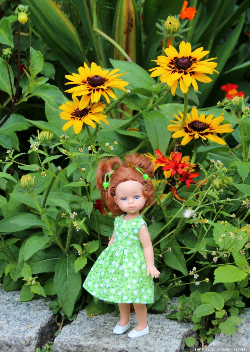 Одна выкройка, три платья и много желающих примерить