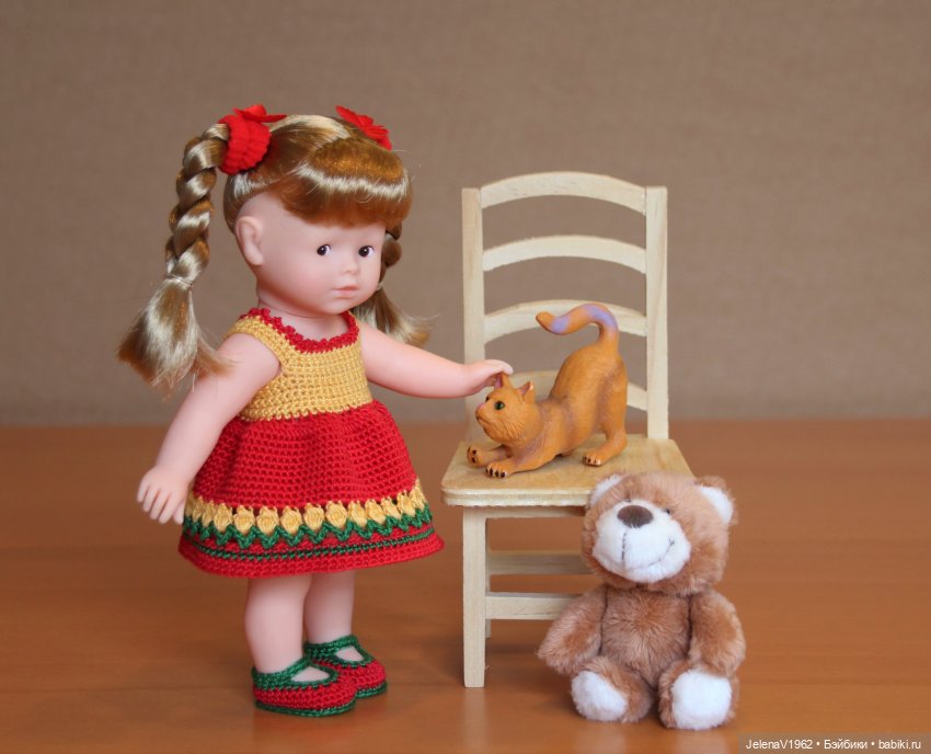 Лета много не бывает. И снова мини Королинки. Одежда своими руками