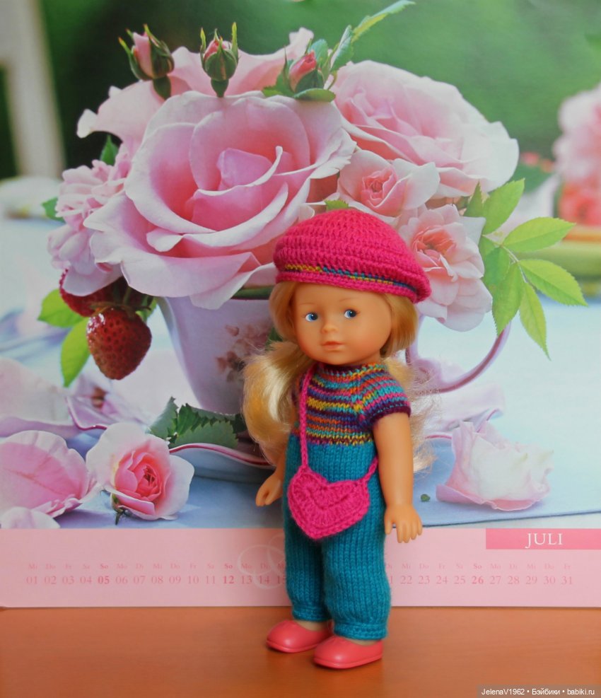 Лета много не бывает. И снова мини Королинки. Одежда своими руками