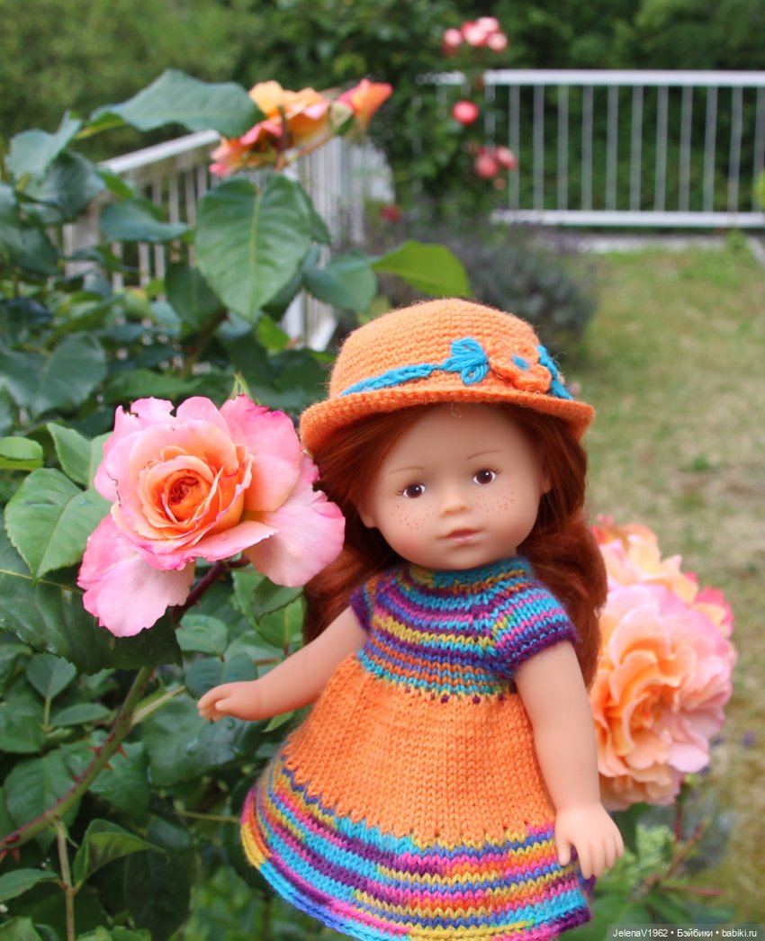 Лета много не бывает. И снова мини Королинки. Одежда своими руками