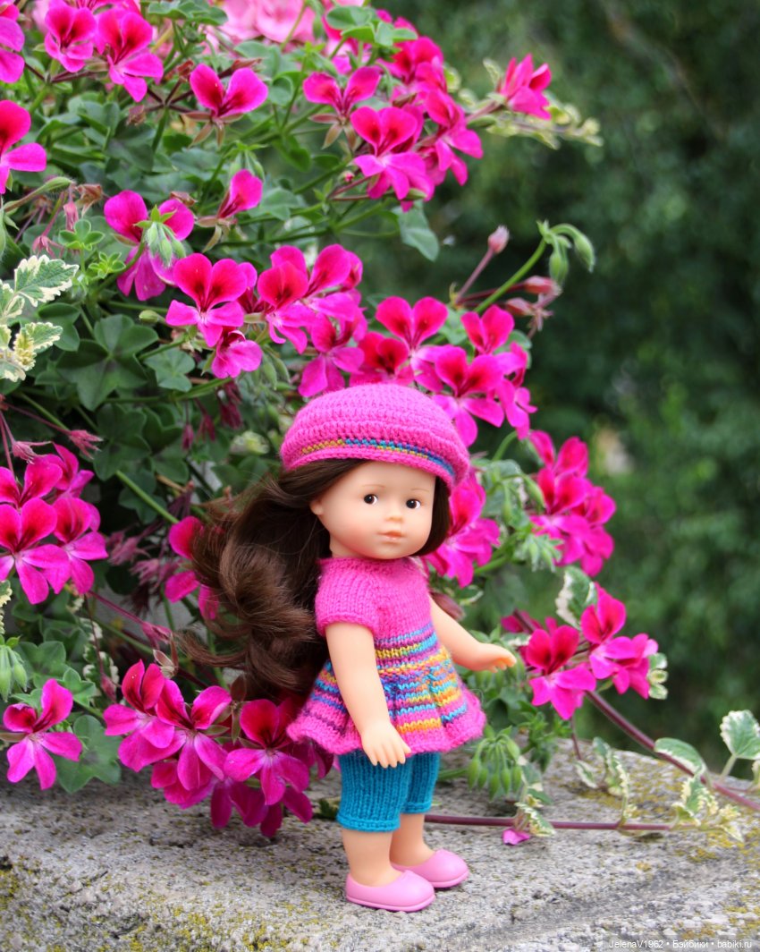 Лета много не бывает. И снова мини Королинки. Одежда своими руками