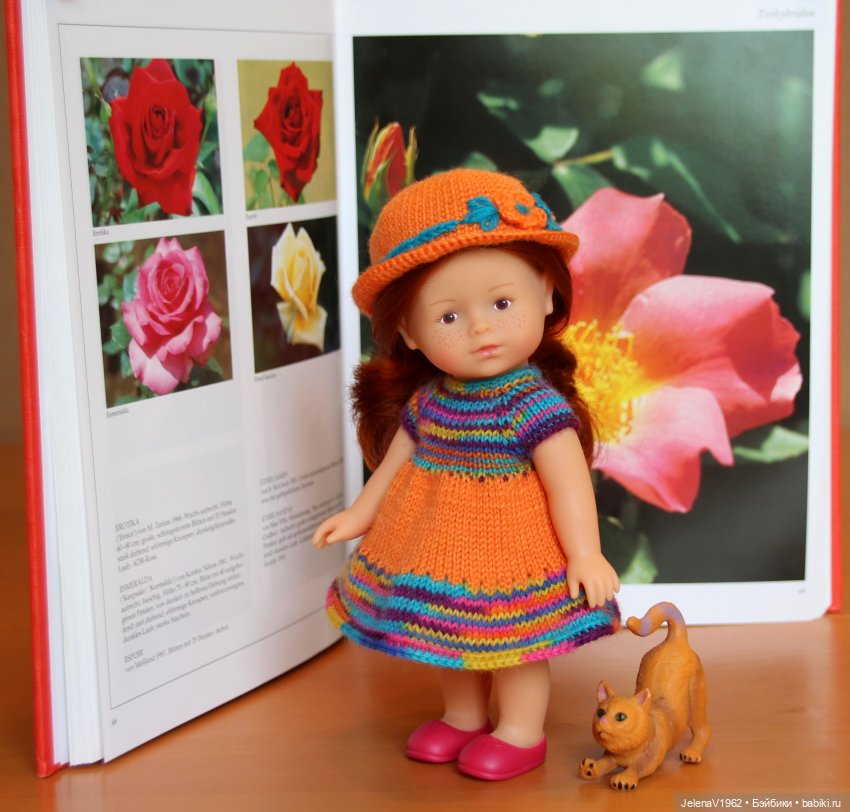 Лета много не бывает. И снова мини Королинки. Одежда своими руками