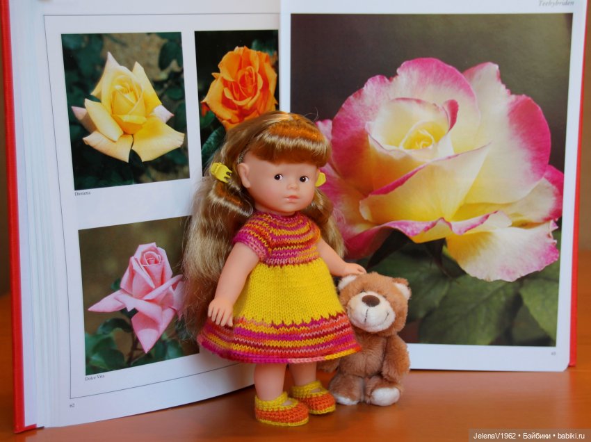 Лета много не бывает. И снова мини Королинки. Одежда своими руками