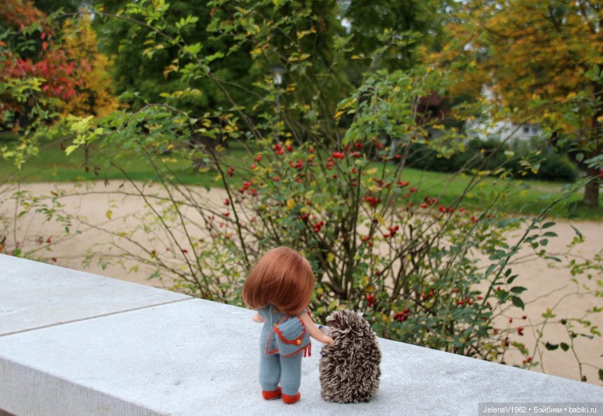 Осень с мини Королинкой. Одежда своими руками