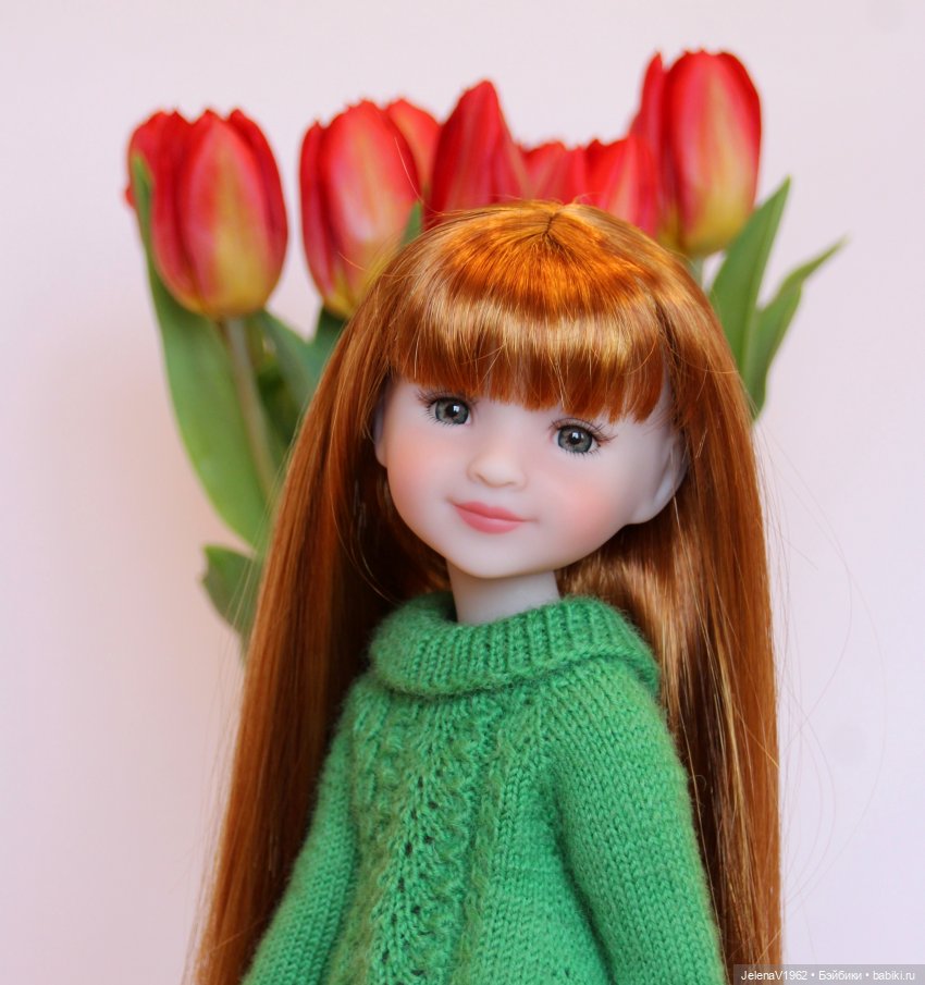 Весна, цветы и любимые куклы, что ещё для счастья надо