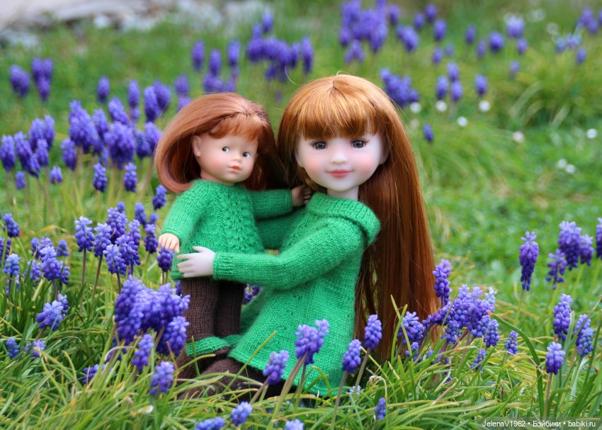 Весна, цветы и любимые куклы, что ещё для счастья надо