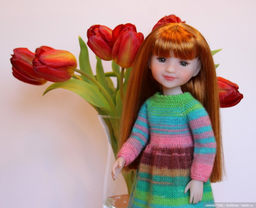 Весна, цветы и любимые куклы, что ещё для счастья надо