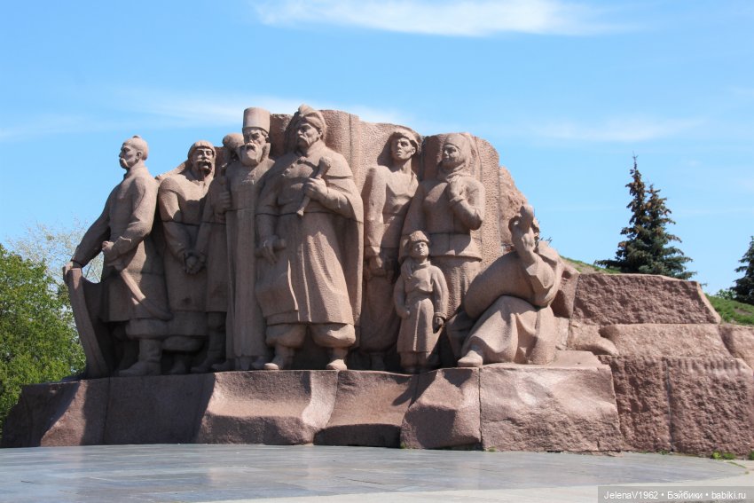 Маленькая дверь в большой мир. Киев - столица Украины любопытными глазами Вихтелей