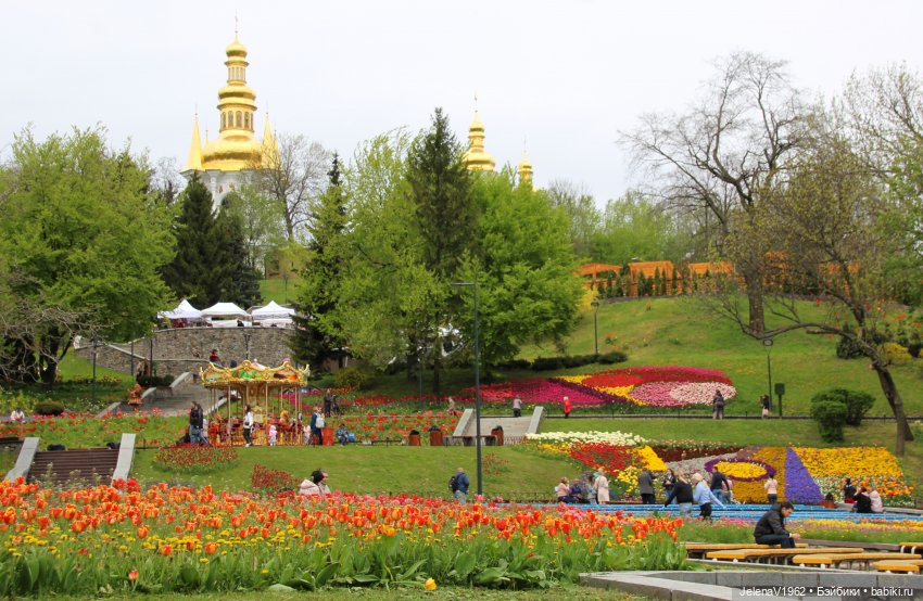 Маленькая дверь в большой мир. Киев - столица Украины любопытными глазами Вихтелей