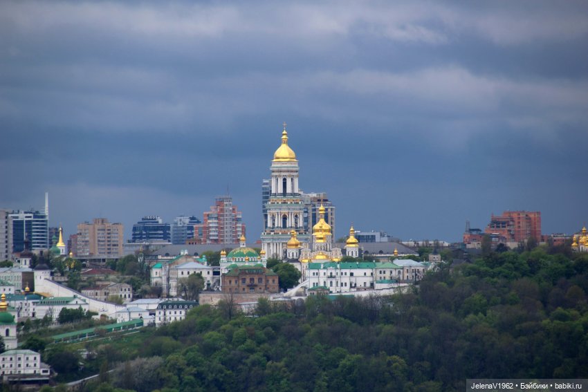 Маленькая дверь в большой мир. Киев - столица Украины любопытными глазами Вихтелей