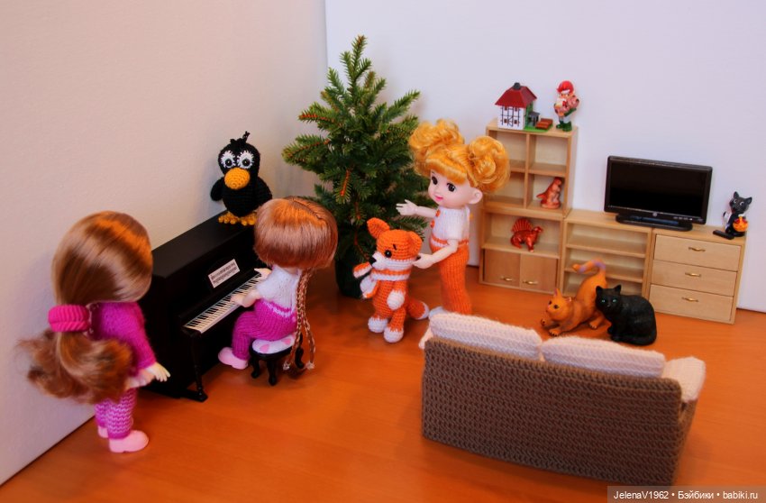 Так хочется снега, а его всё нет и нет... Так и зима пройдёт. Баболички. Одежда своими руками