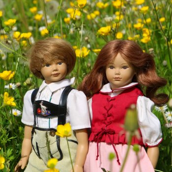 Куклы Хайди Отт и птицы в нашем городе