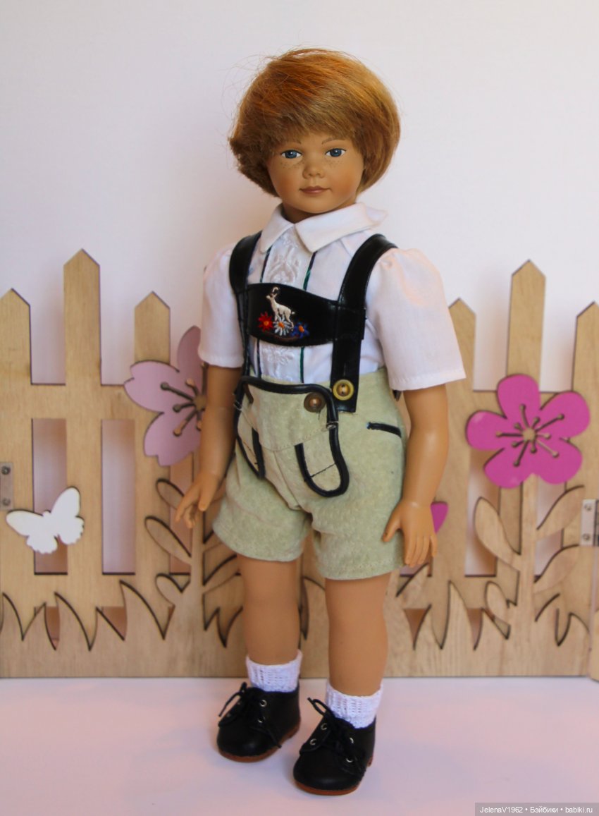 Куклы Хайди Отт и птицы в нашем городе