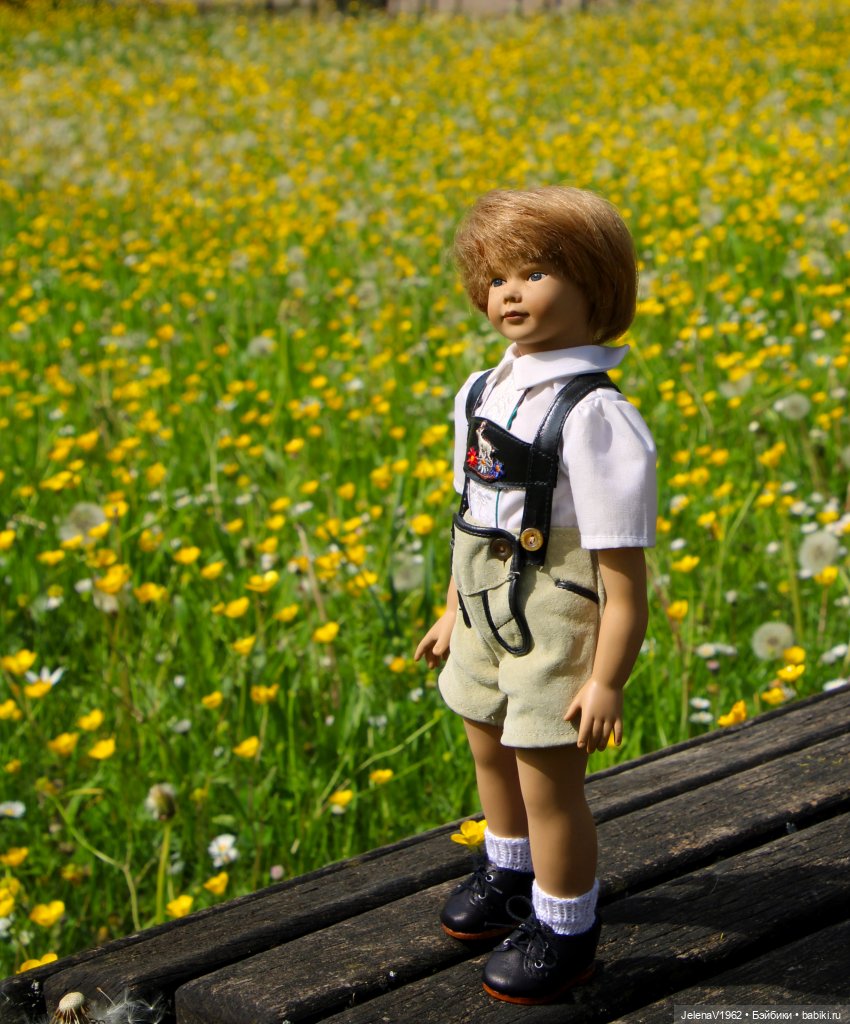 Куклы Хайди Отт и птицы в нашем городе
