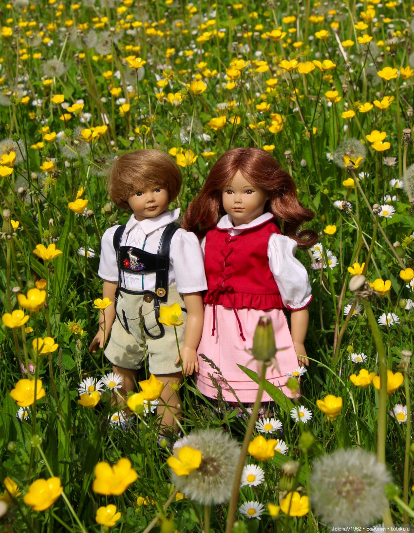 Куклы Хайди Отт и птицы в нашем городе