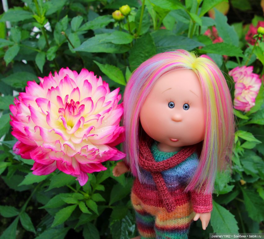 Ох, уж эти Мийки — Куклы Nines d'Onil (Нинес): Миа (Mia) (фото 4)